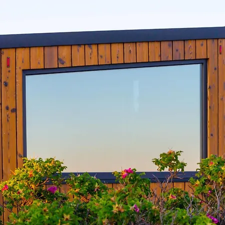 Tiny Seaside Beachfront - Skarrev Ferienhaus *