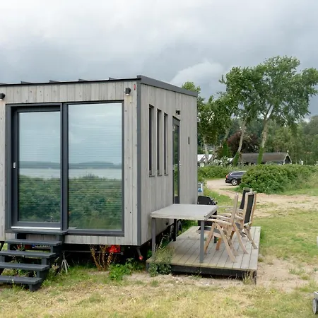 Tiny Seaside Beachfront - Skarrev