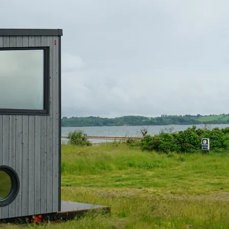 Tiny Seaside Beachfront - Skarrev Ferienhaus Aabenraa