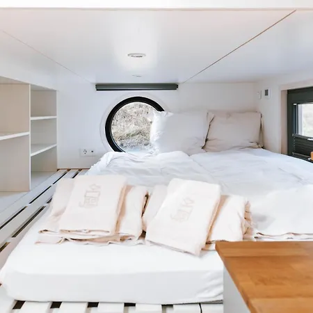 Ferienhaus Tiny Seaside Beachfront - Skarrev *