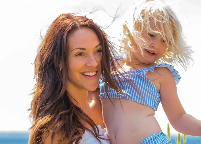 Tiny Seaside - Skarrev * Обенро