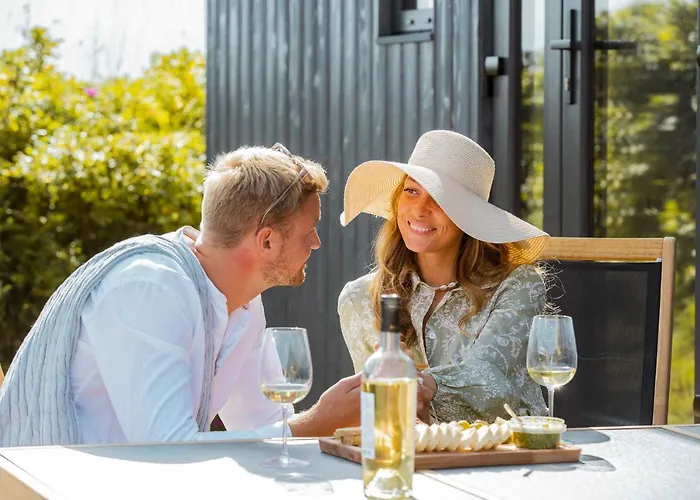 Дом отдыха Tiny Seaside - Skarrev *